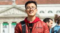 95后博士休学创业押注AI空间游戏，未上线先出圈吸粉百万
