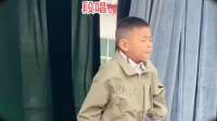 河南7岁小朋友演唱豫剧王强点兵唱的有模有样，引得台下阵阵