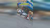喜鹊爸妈护崽猛啄老人头部