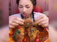 盘点美食红烧小鲤鱼，太香了看着就好吃，鲤鱼吃到爽这谁受得了