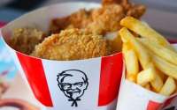 KFC推10美元家庭套餐：快餐价格战烧向全家桶