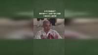 尔冬升推翻桌子刚好砸中十二金刚下面人的脚，令他们的人墙垮掉