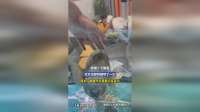 想摸一下鳜鱼，万万没想到被咬了一口，网友：被鱼咬伤需要打疫苗吗