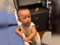 奶凶萌娃大盘点：尿不湿下的小霸王