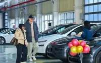 全球年度销量第一车：单车型年销超100万台，连三年摘下冠军头衔
