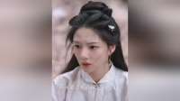 偷牵老婆小手被发现后