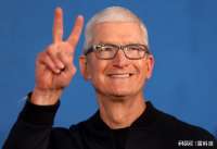 全网都在问！库克现身北京，网友：你的iPhone不烫吗？