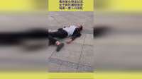 亳州街头突发状况，女子疯狂痛殴保安，场面一度十分混乱