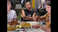 这丈夫行为堪称典范，尽显担当令人称赞，实力诠释好男人标准