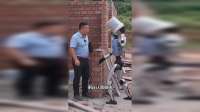 别以为是施工，这是机器人上班第一天就造反！