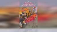 就这样的河水，中国还去进口海鲜，难道八辈子没有吃过吗