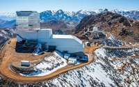 这座山顶望远镜，10年要拍100万颗新小行星