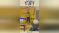 大哥参加现场活动，本以为望着附体，结果现场被打脸！
